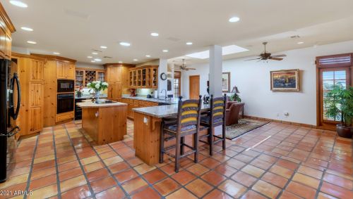 9416 47 St, Phoenix AZ 85028-5204 exterior