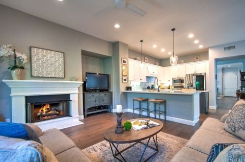 11 Oroville, Irvine CA 92602-0922 exterior