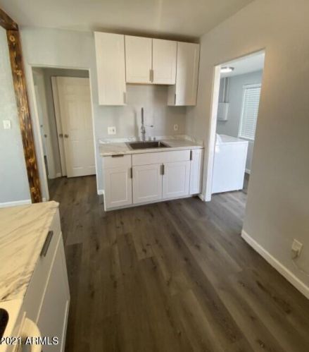 412 17 Dr, Phoenix AZ 85029-5931 exterior