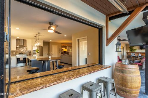 11605 37 Pl, Phoenix AZ 85050-2699 exterior