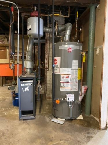 22 Grammont Rd, Worcester MA 01607-1114 exterior