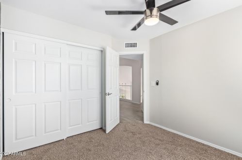 1222 Beverly Ln, Phoenix AZ 85032-3408 exterior