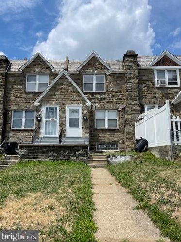 6138 Castor Ave, Philadelphia, PA 19149-3215