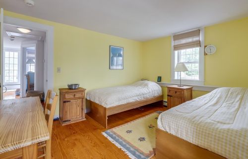 75 Main St, Chatham MA 02633-2419 exterior