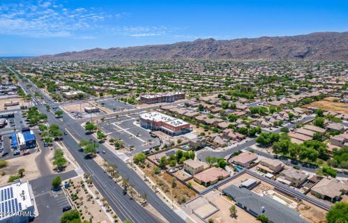 1444 Carson Rd, Phoenix AZ  85041-6711 exterior