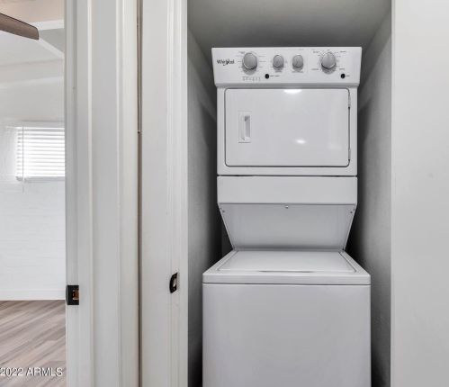 3630 15th Ave, Phoenix AZ  85015-5864 exterior