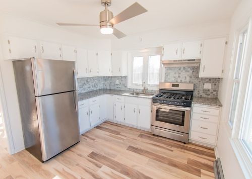 435 Rockdale Ave, New Bedford MA 02740-1561 exterior