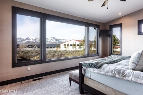 8449 Silver Crk Rd, Park City UT exterior