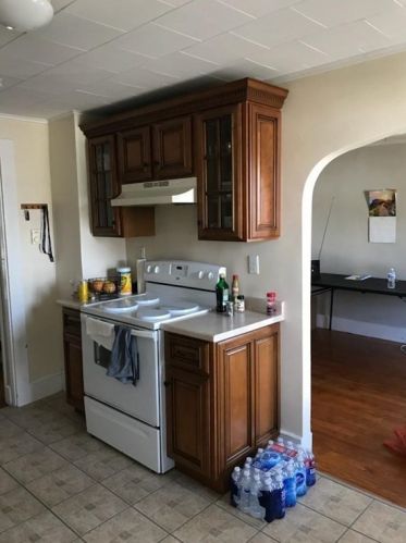 21 Britannia St, Taunton MA 02780-1633 exterior