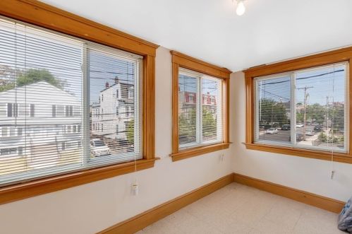 54 Everett St, Everett MA 02149-1102 exterior