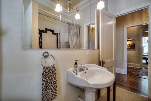 952 Euclid Ave, Atlanta GA 30307-1925 exterior