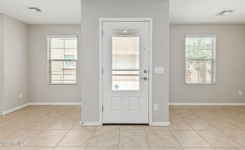 3924 79th Ln, Phoenix AZ  85043 exterior