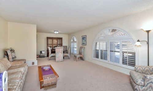 219 Carol Ann Way, Phoenix, AZ 85022-3054