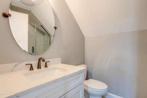 1 Dogwood Ln, North Reading MA 01864-1925 exterior