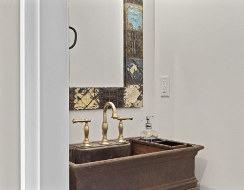 64 Fair Oaks Park, Needham MA 02492-3104 exterior