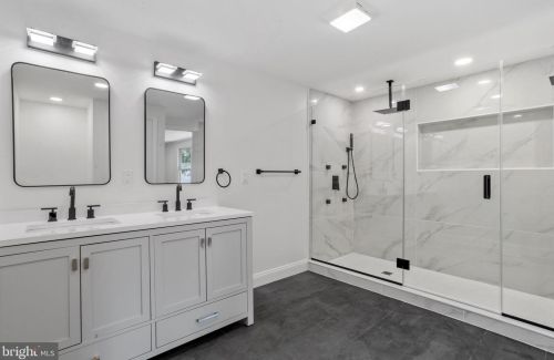 1 18th St, Burlington NJ  08016-4605 exterior