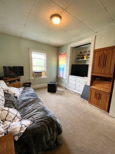 501 Bay St, Taunton MA 02780-1871 exterior