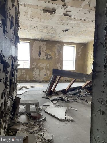 1923 20 St, Philadelphia PA 19145-2801 exterior