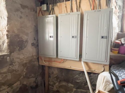 296 Hamlet St, Fall River MA 02724-3340 exterior