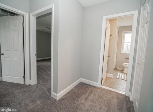 145 Crown Point Rd, West Deptford NJ  08093-1131 exterior