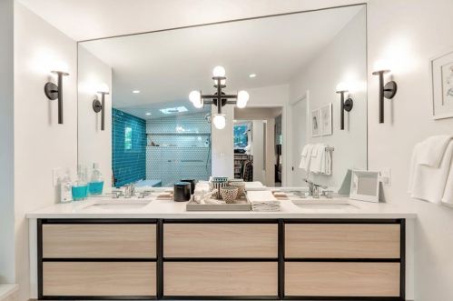 1506 Brook Valley Ln, Atlanta GA  30324-3212 exterior