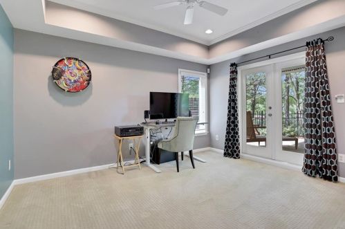 17 Highland Park Ln, Atlanta GA 30306-3447 exterior