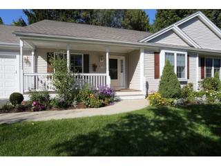 1 Wildwood Dr, Southborough MA  01772-1989 exterior