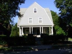 367 Waltham St, Newton, MA 02465-1745