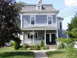 43 Elm St, Newton, MA 02465-1805