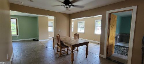 1859 Manhassett Ave, West Deptford NJ 08096-4307 exterior