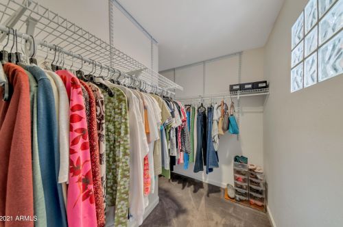 2542 42nd St, Phoenix AZ 85032-4729 exterior