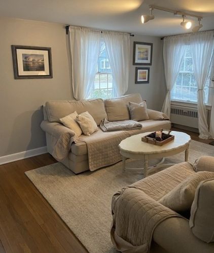 16 Bradley Woods Dr, Hingham MA  02043-1724 exterior