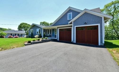 22 Eagle Hill Dr, Plymouth MA  02360-1908 exterior