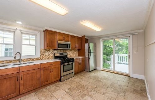 200 Highland Ave, Quincy MA  02170-1424 exterior