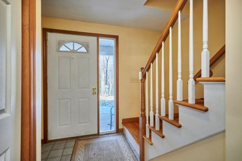 1685 Mountain Rd, Montgomery MA 01085-1480 exterior