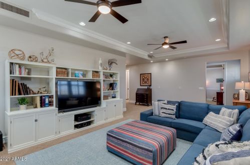 1465 Caribbean Ln, Phoenix AZ 85023-6792 exterior