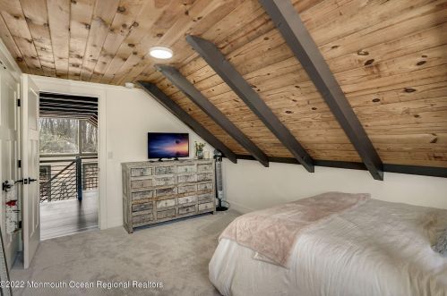 218 Chandler Rd, Jackson Twp NJ  08527-4339 exterior