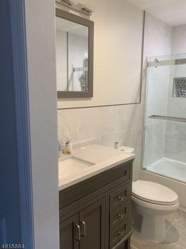 96 Columbus Ave, Belleville NJ  07109-2066 exterior