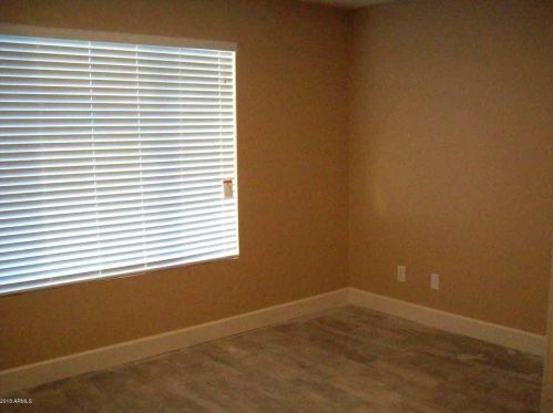 2731 Charleston Ave, Phoenix AZ  85032-1632 exterior