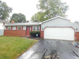 6039 Darby Ln, Columbus, OH 43229-2624