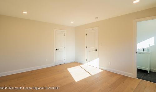 225 Silverside Ave, Little Silver NJ  07739-1752 exterior