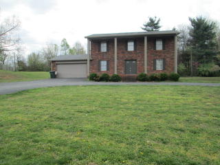 120 Shamrock Dr, Madisonville KY  42431-8622 exterior