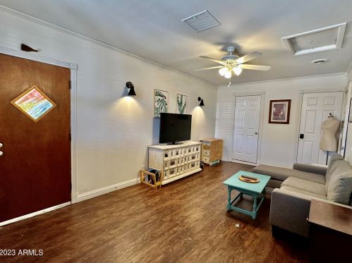 2908 Corrine Dr, Phoenix AZ 85029-1937 exterior