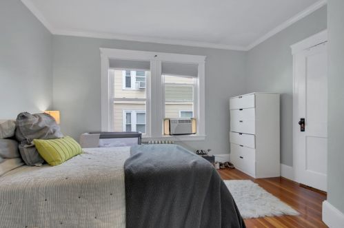 33 Durrell St, Methuen MA  01844-4210 exterior