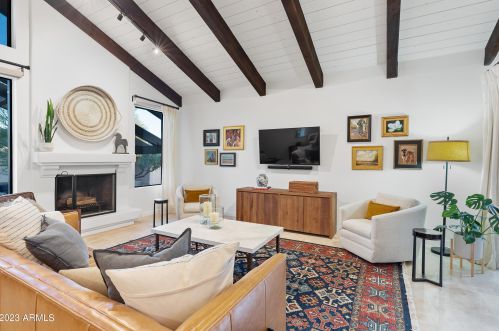 6184 28th Pl, Phoenix AZ  85016-2156 exterior