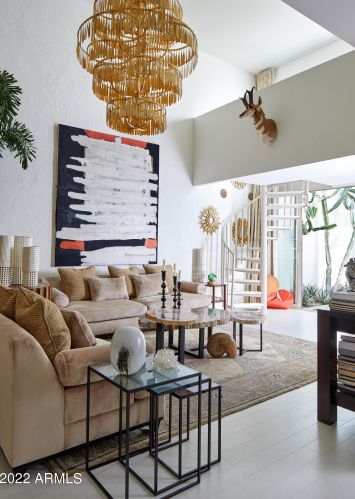 3265 Camelback Rd, Phoenix, AZ 85017-3029