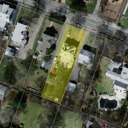 174 Auburn St, Newton MA 02466-2412 aerial view