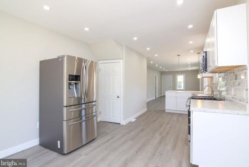 126 Billings Ave, West Deptford NJ  08066-2223 exterior