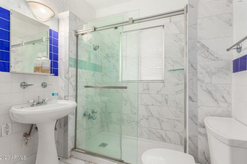 2209 Adams, Phoenix AZ 85009-5234 exterior