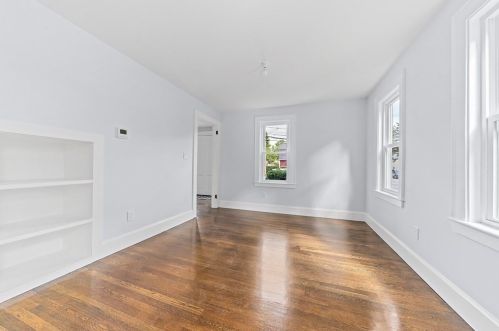 363 Pleasant St, Milton MA  02186-4764 exterior